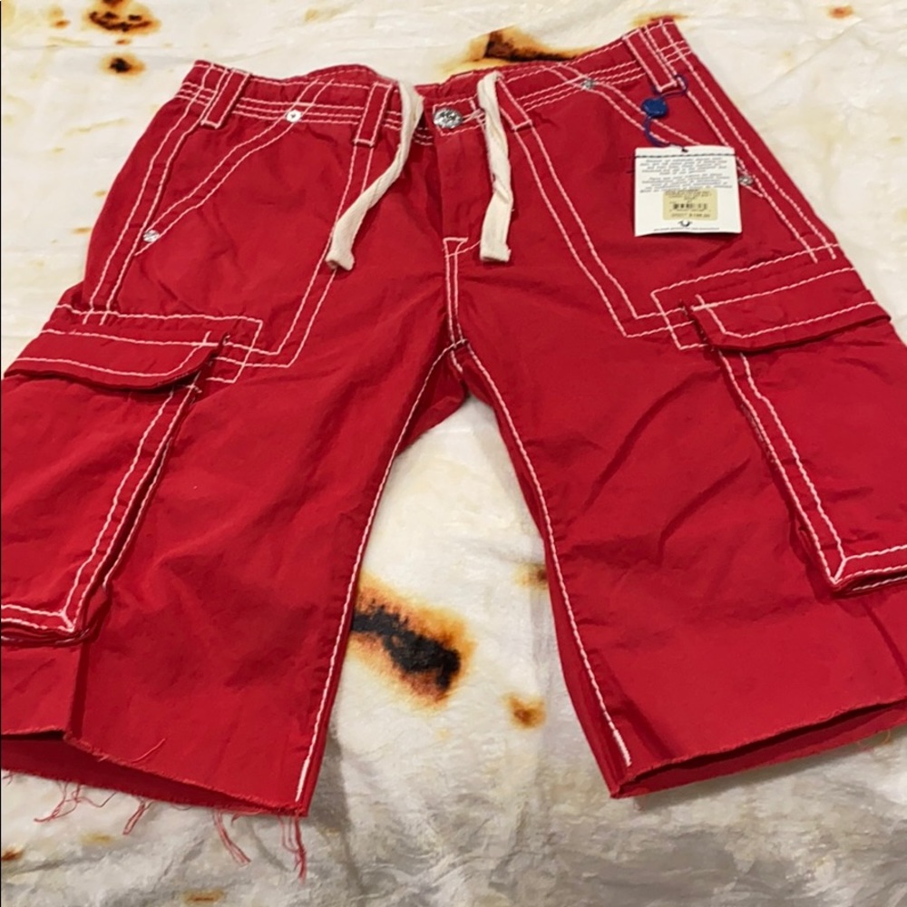 True Religion Cargo Cut off Big T Short